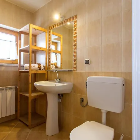 U Hanki Homestay szállás *